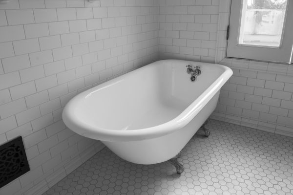 Cast Iron Tub Installation in Dallas