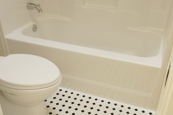 Fiberglass Tub Replacement in Dallas